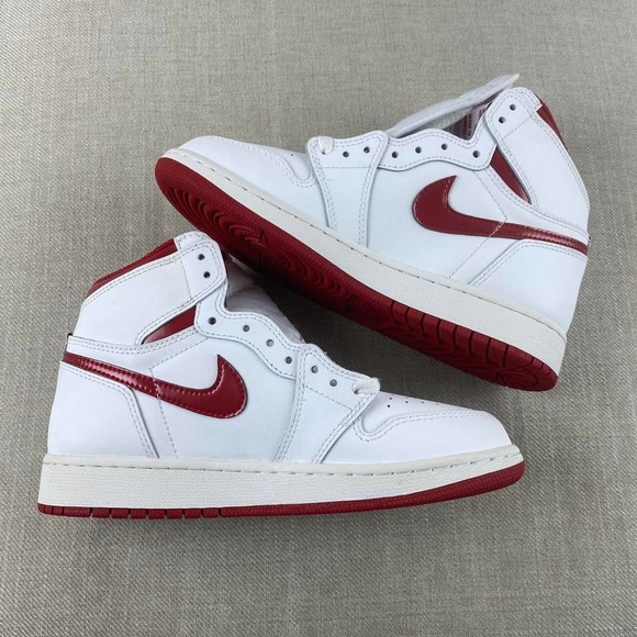 2017 Jordan 1 High "Metallic Red” - Picture 4 of 4